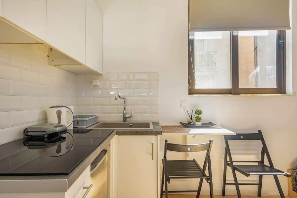 Downtown 22Sqm Green Nest King-Size Bed Ateny Zewnętrze zdjęcie